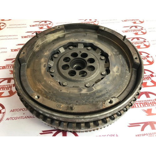 Маховик сцепления Kia Sorento 2.5CRDI 2002-2009 232004A040